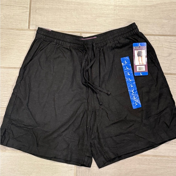 Gloria Vanderbilt Pants - Gloria Vanderbilt Black Elastic Waist Pull-On Shorts